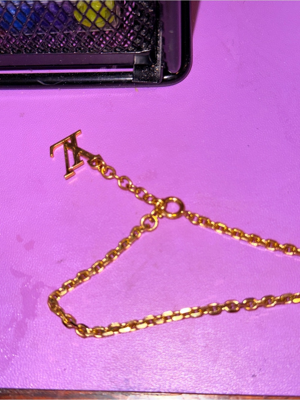 Authentic Louis Vuitton Pomme D'Amour Inclusion Red Heart Pendant Necklace - Picture 7 of 9